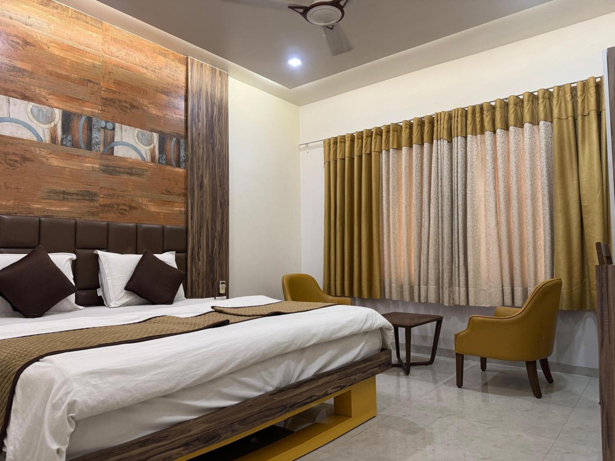 Hotel Kabir Ahmedabad Exterior foto
